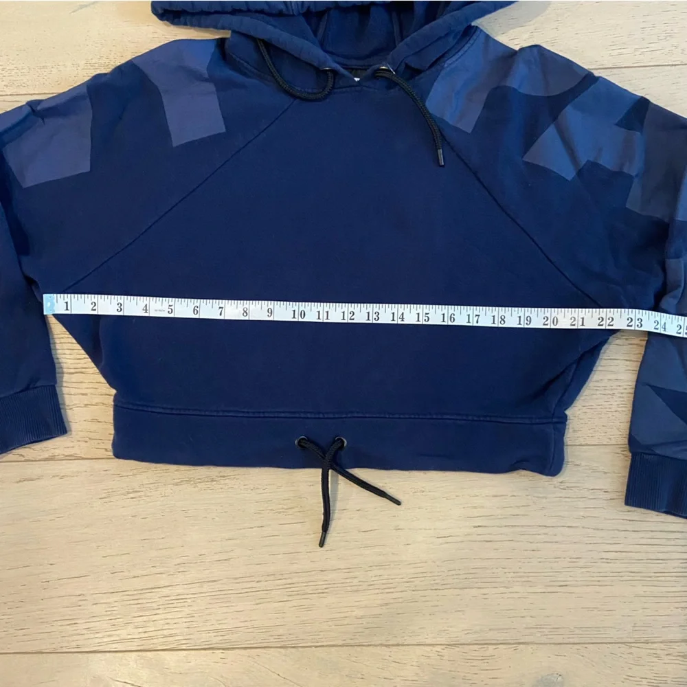IVY PARK Cropped Hoodie Small Navy Dolman Sleeve Drawstring Hem EUC - Picture 9 of 10